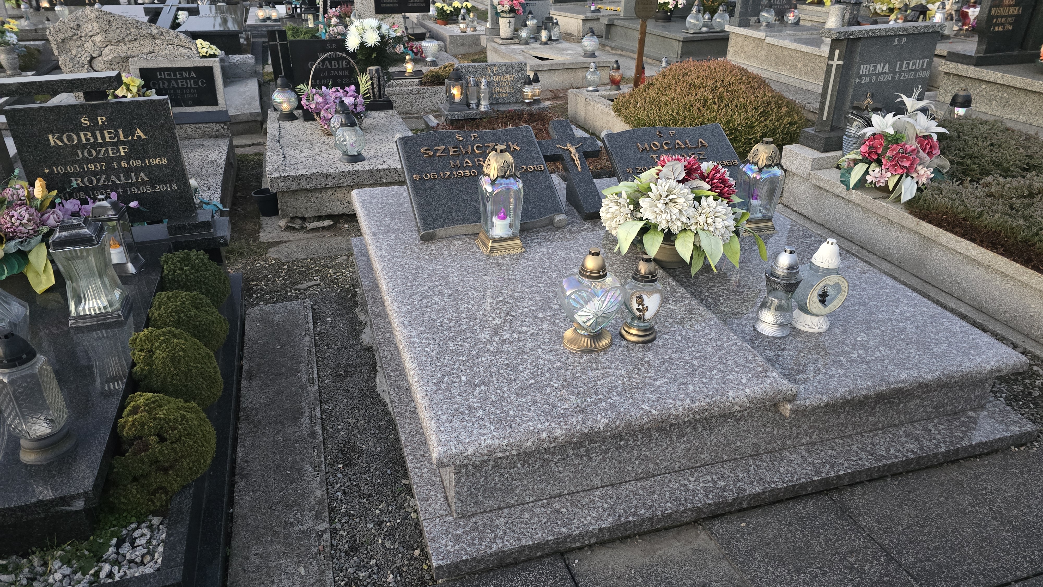 Grób Aniela Mocała